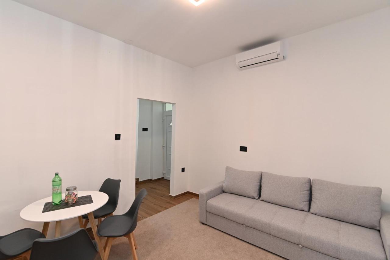 Tyson Apartman Rijeka Appartement Buitenkant foto